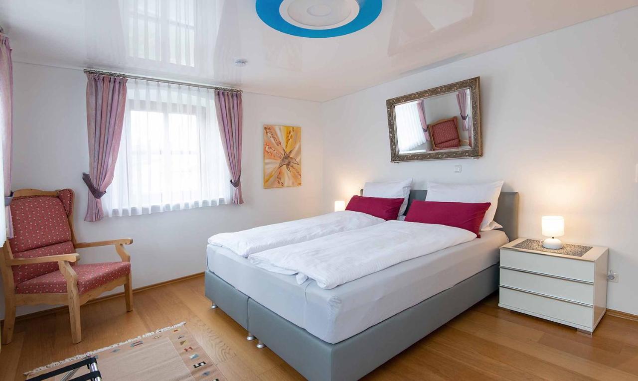 Ferienwohnung Nesselbachtal ノイシュタット・アン・デア・アイシュ エクステリア 写真