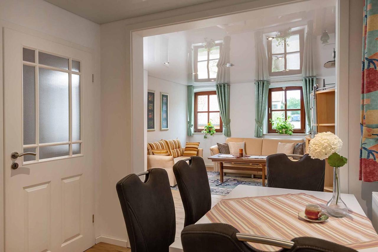Ferienwohnung Nesselbachtal ノイシュタット・アン・デア・アイシュ エクステリア 写真